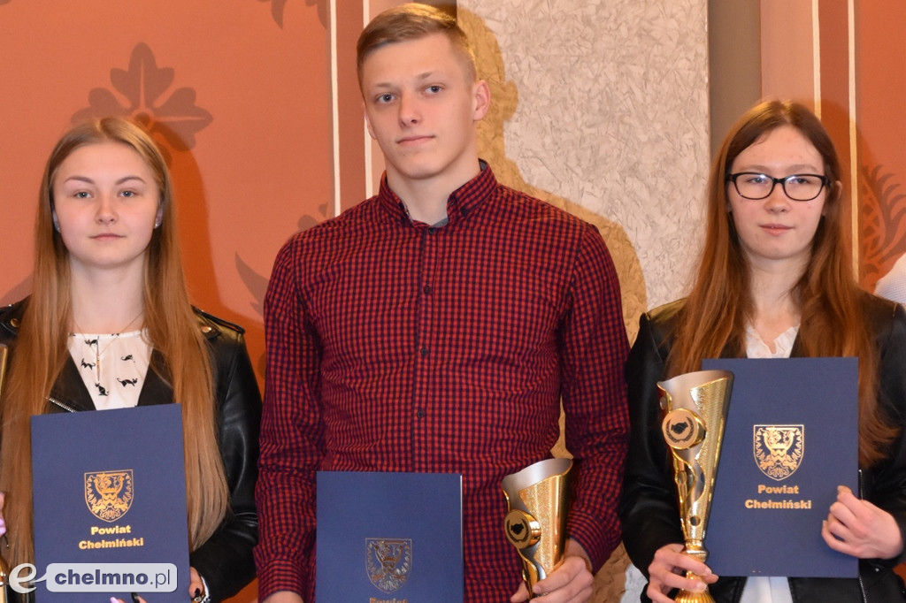 Laureaci XVII Powiatowej Gali Mistrzów Sportu