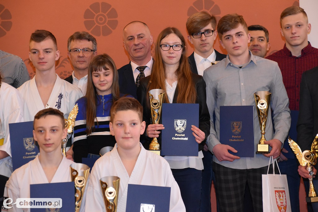 Laureaci XVII Powiatowej Gali Mistrzów Sportu