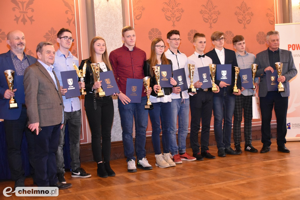 Laureaci XVII Powiatowej Gali Mistrzów Sportu
