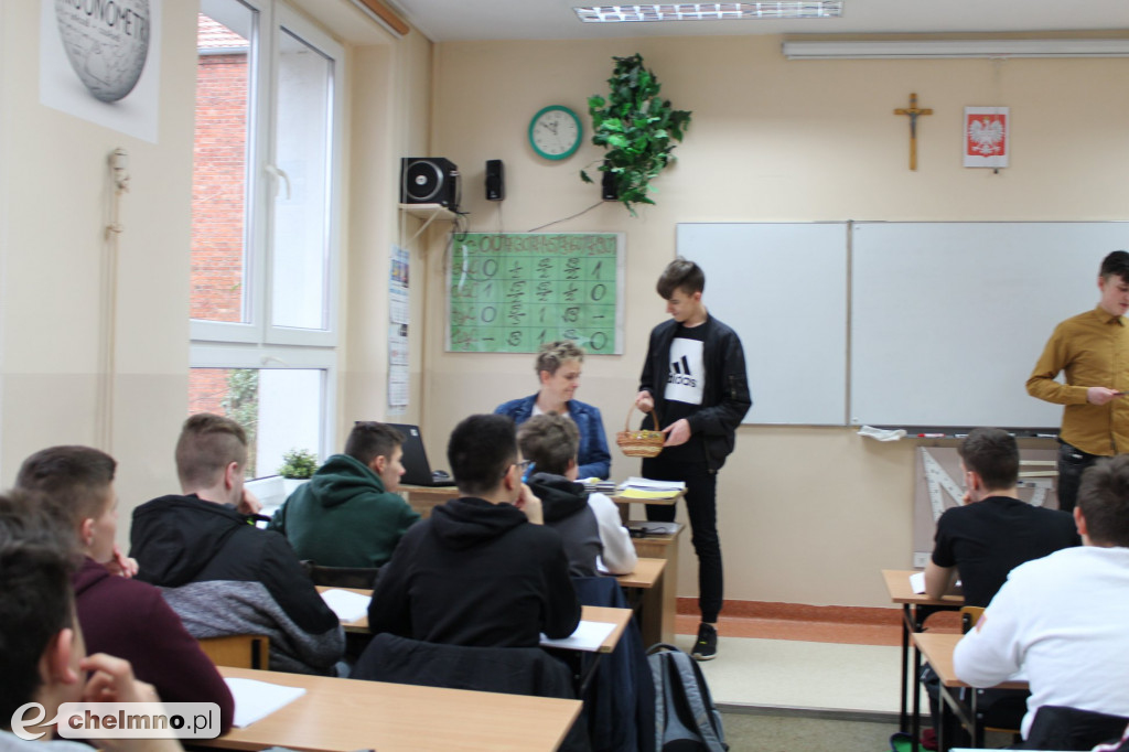 Słodki Dzień Kobiet w ZS nr 2