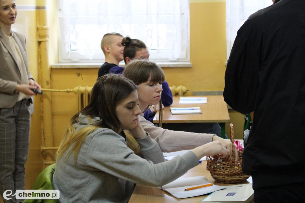 Słodki Dzień Kobiet w ZS nr 2