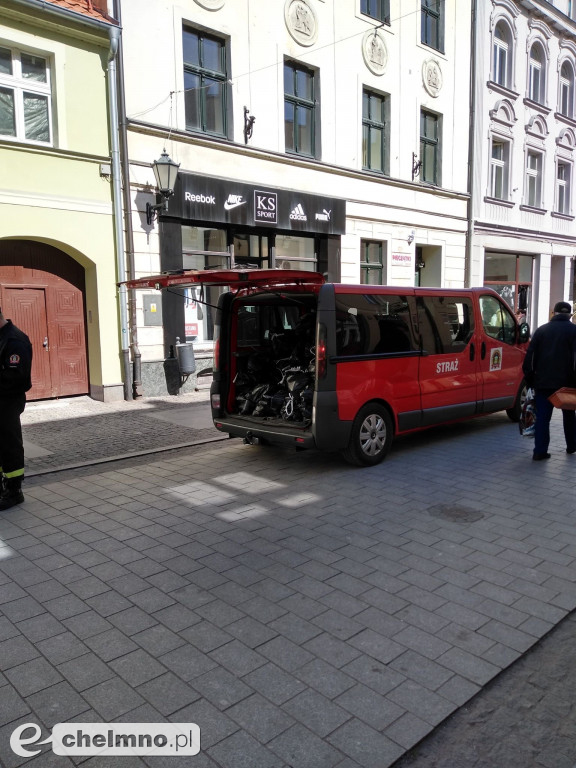 Strażacy przygotowali namiot STREFY przed szpitalem
