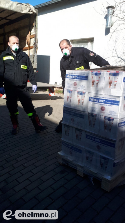 Strażacy przygotowali namiot STREFY przed szpitalem