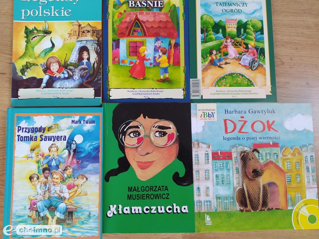 Uczniowie z Jedynki przygotowali prace z okazji Tygodnia Bibliotek