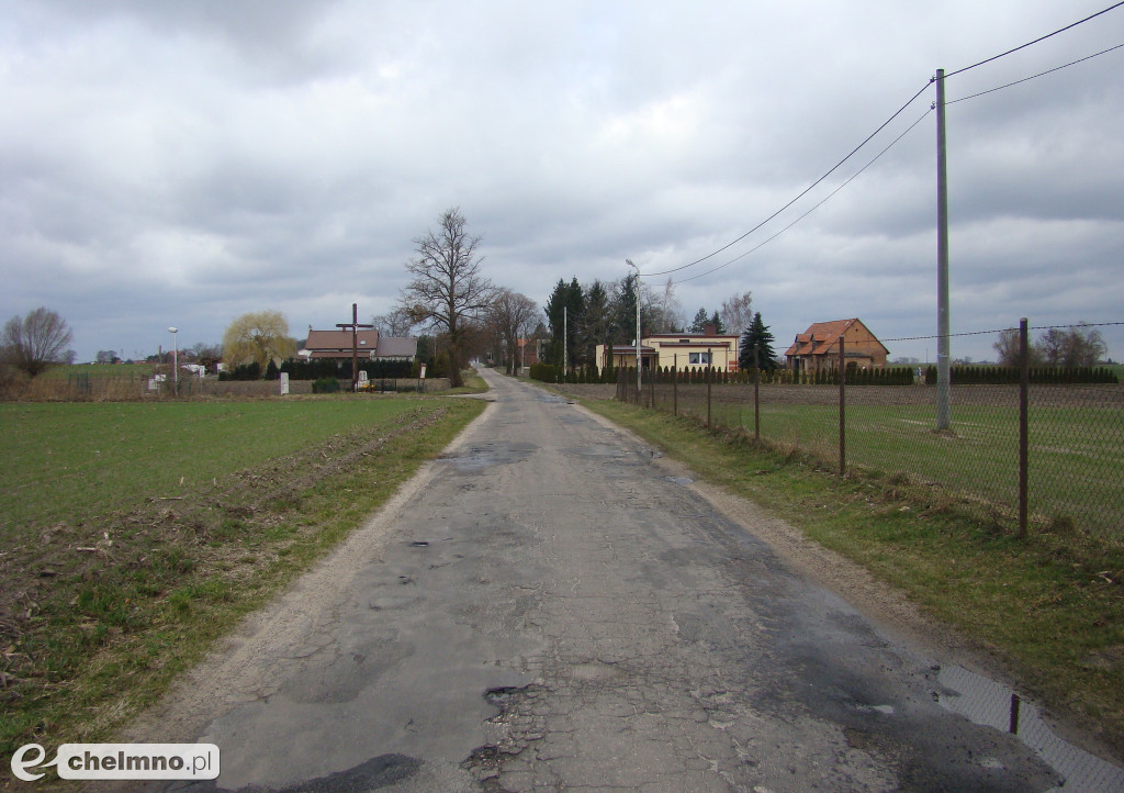 Miliony złotych rządowego wsparcia na budowę dróg gminnych i powiatowych w regionie