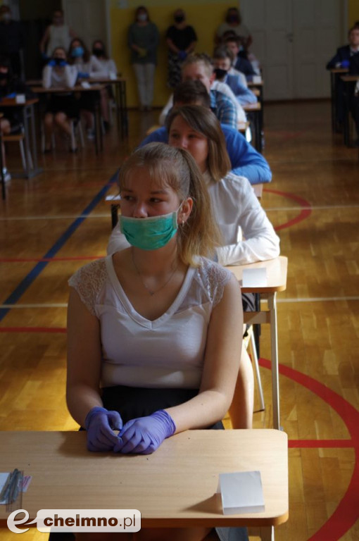 Ósmoklasiści zmagali się z egzaminem z matematyki