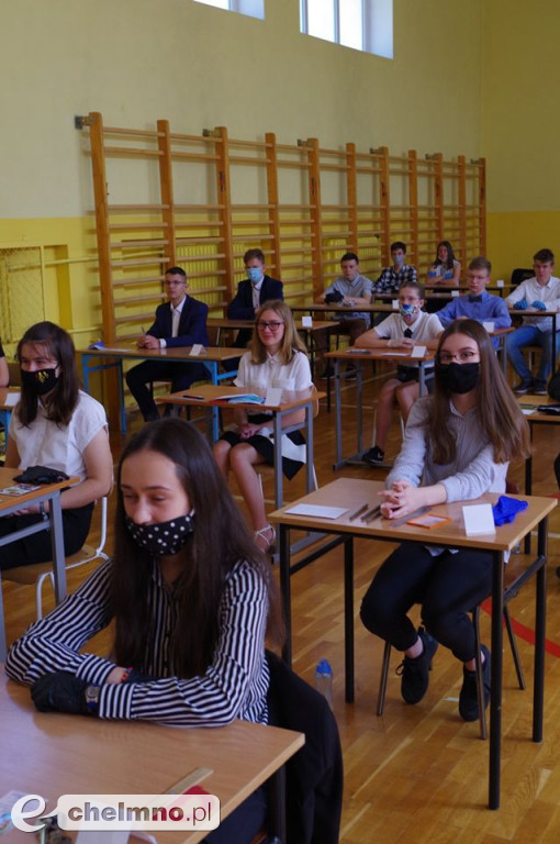 Ósmoklasiści zmagali się z egzaminem z matematyki