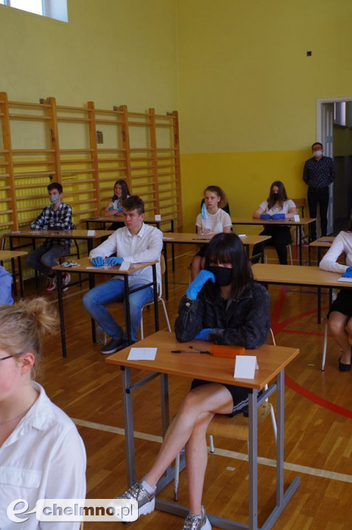 Ósmoklasiści zmagali się z egzaminem z matematyki