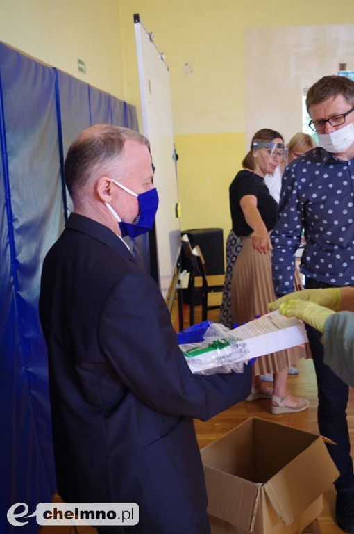 Ósmoklasiści zmagali się z egzaminem z matematyki