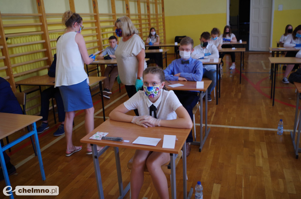 Ósmoklasiści zmagali się z egzaminem z matematyki