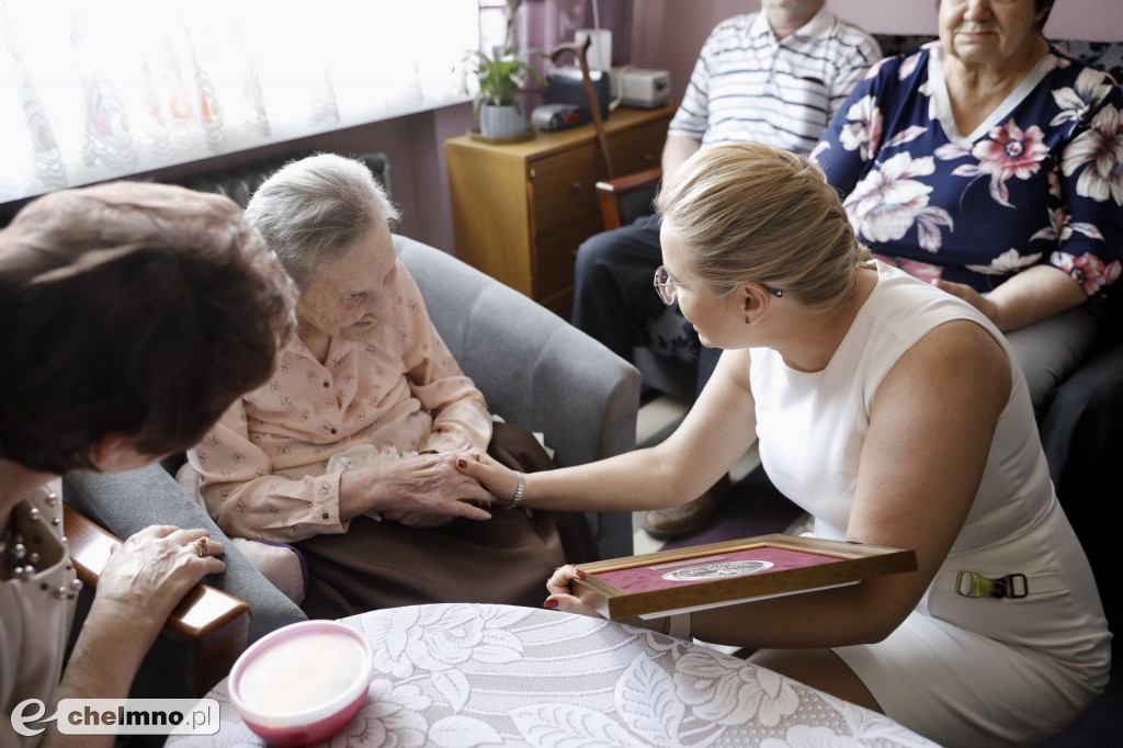 Medale Unitas Durat dla rówieśniczek Niepodległej