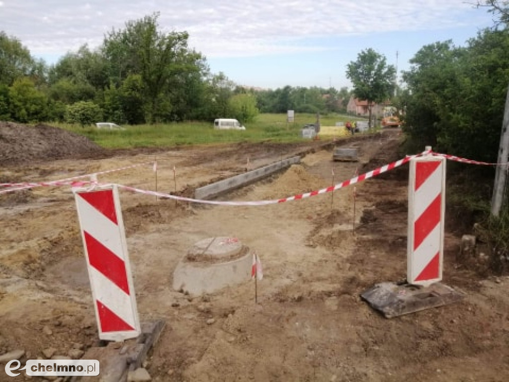 Mieszkańcy narzekają na prace remontowe przy os. Wybudowanie