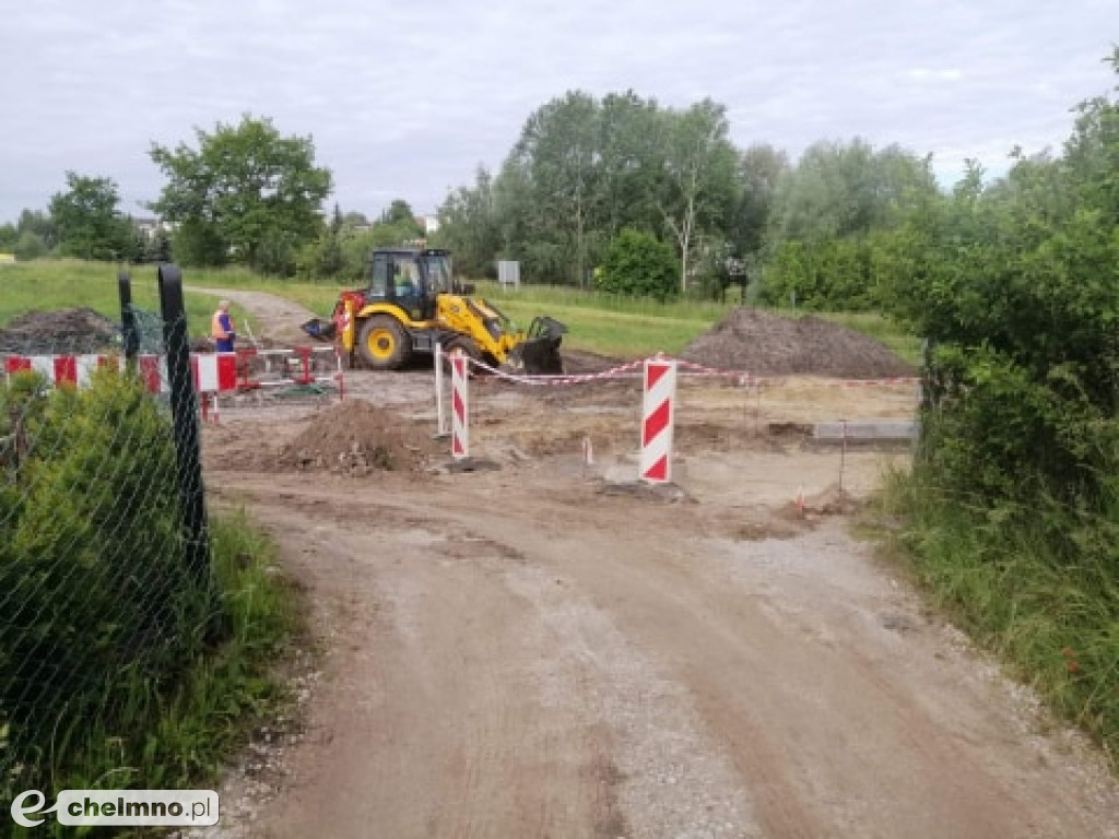 Mieszkańcy narzekają na prace remontowe przy os. Wybudowanie