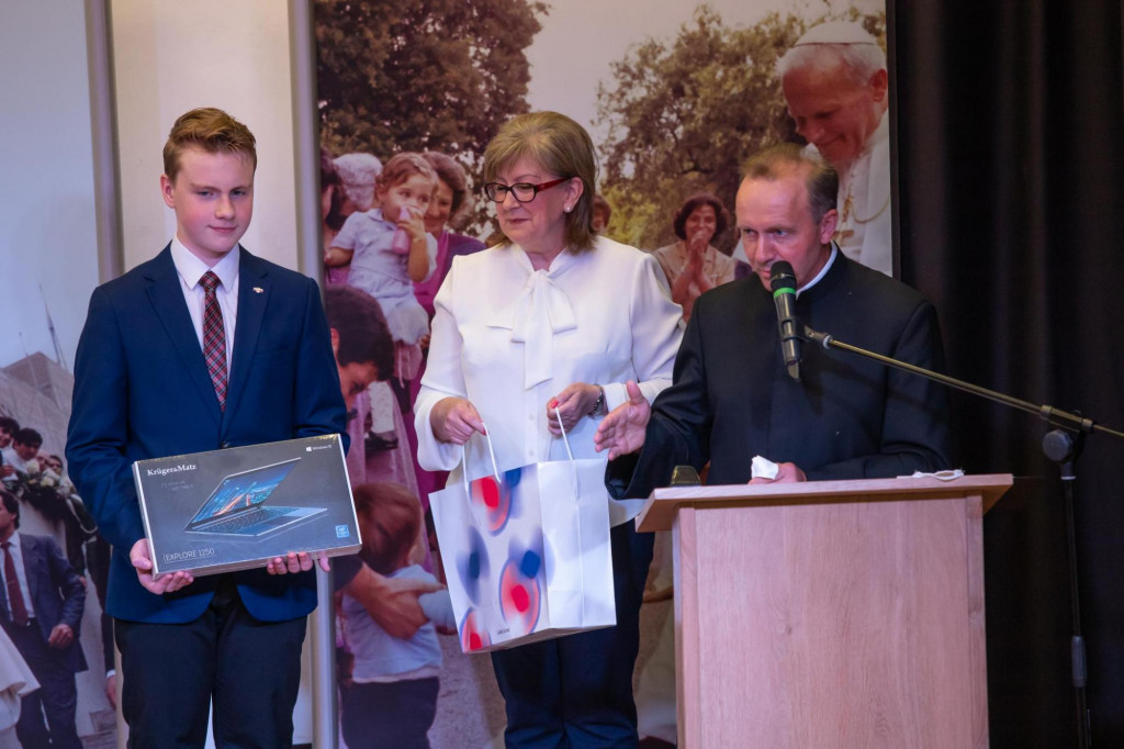 Gala konkursu wiedzy o wielkich Polakach