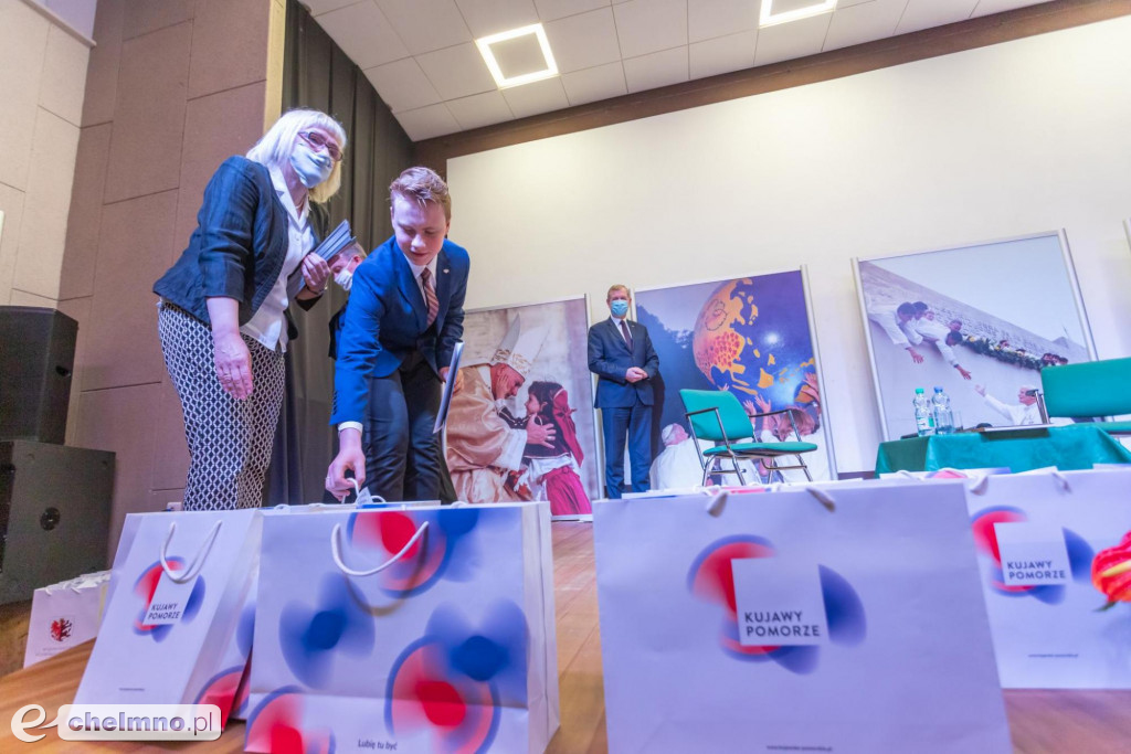 Gala konkursu wiedzy o wielkich Polakach
