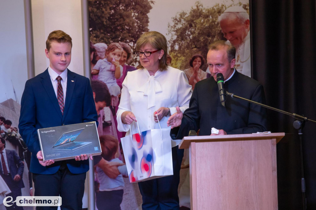 Gala konkursu wiedzy o wielkich Polakach