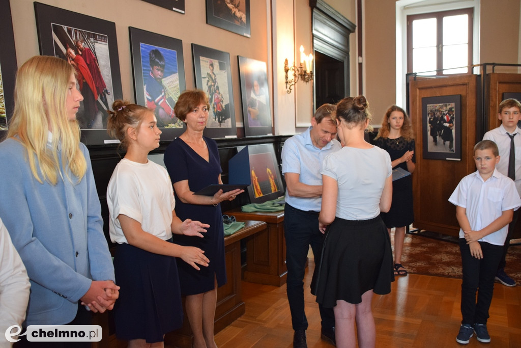 Najlepsi uczniowie wyróżnieni przez Burmistrza