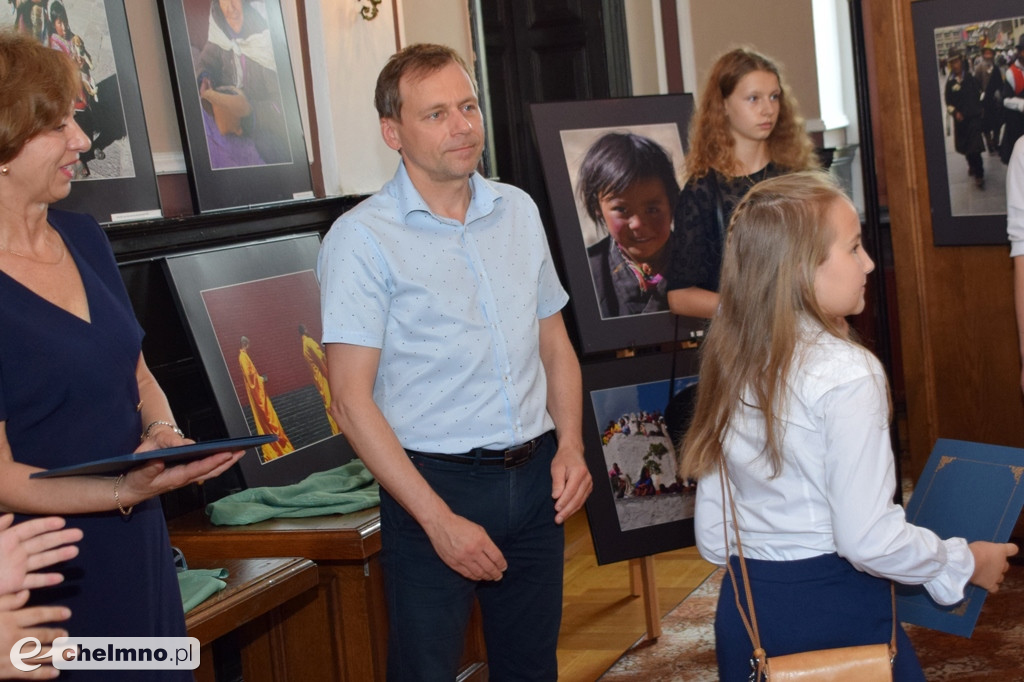 Najlepsi uczniowie wyróżnieni przez Burmistrza