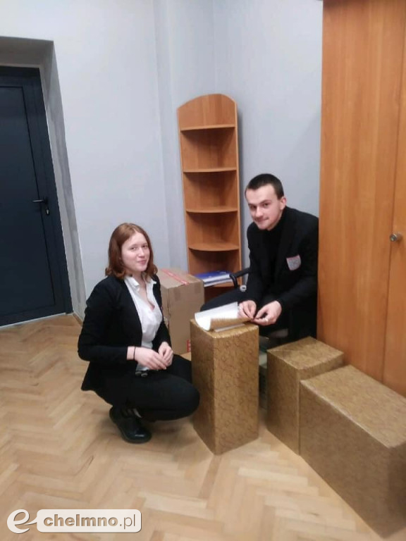 Wspomnieniowe zdjęcia maturzystów z Katolika
