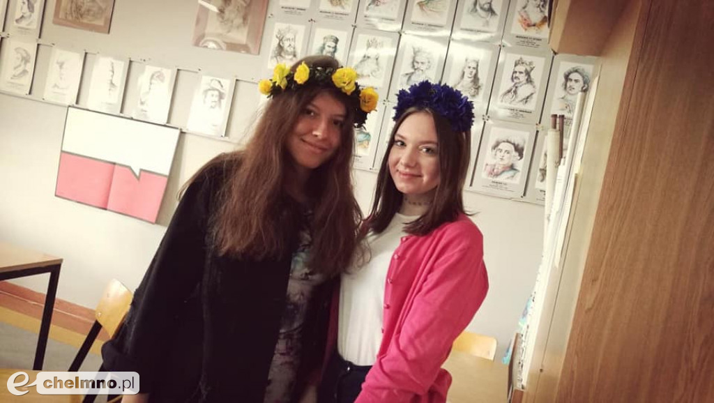 Wspomnieniowe zdjęcia maturzystów z Katolika