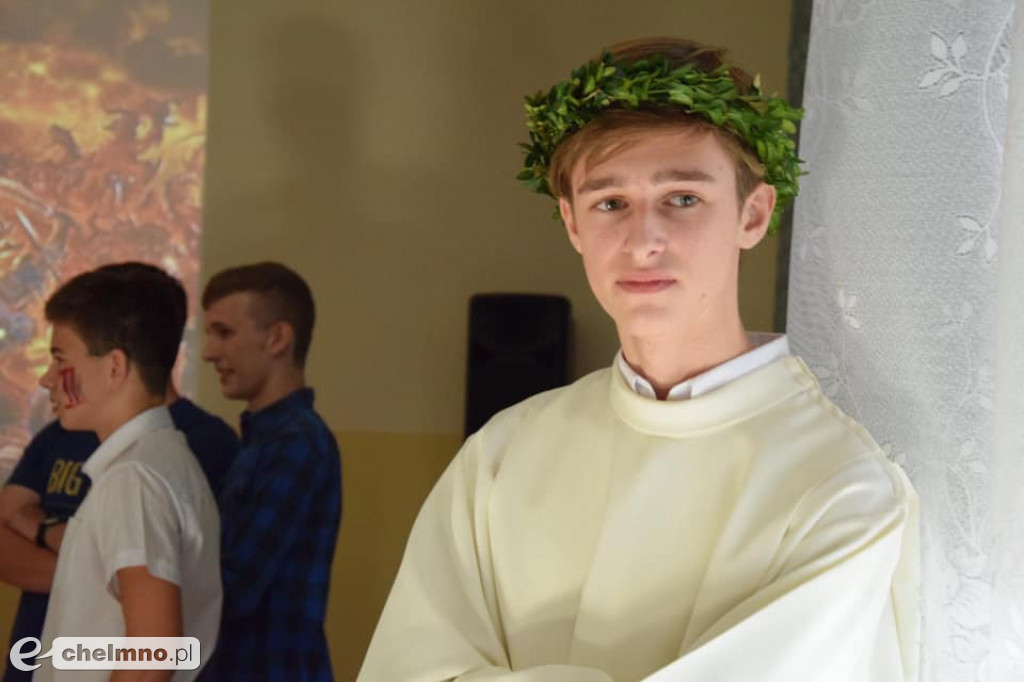 Wspomnieniowe zdjęcia maturzystów z Katolika
