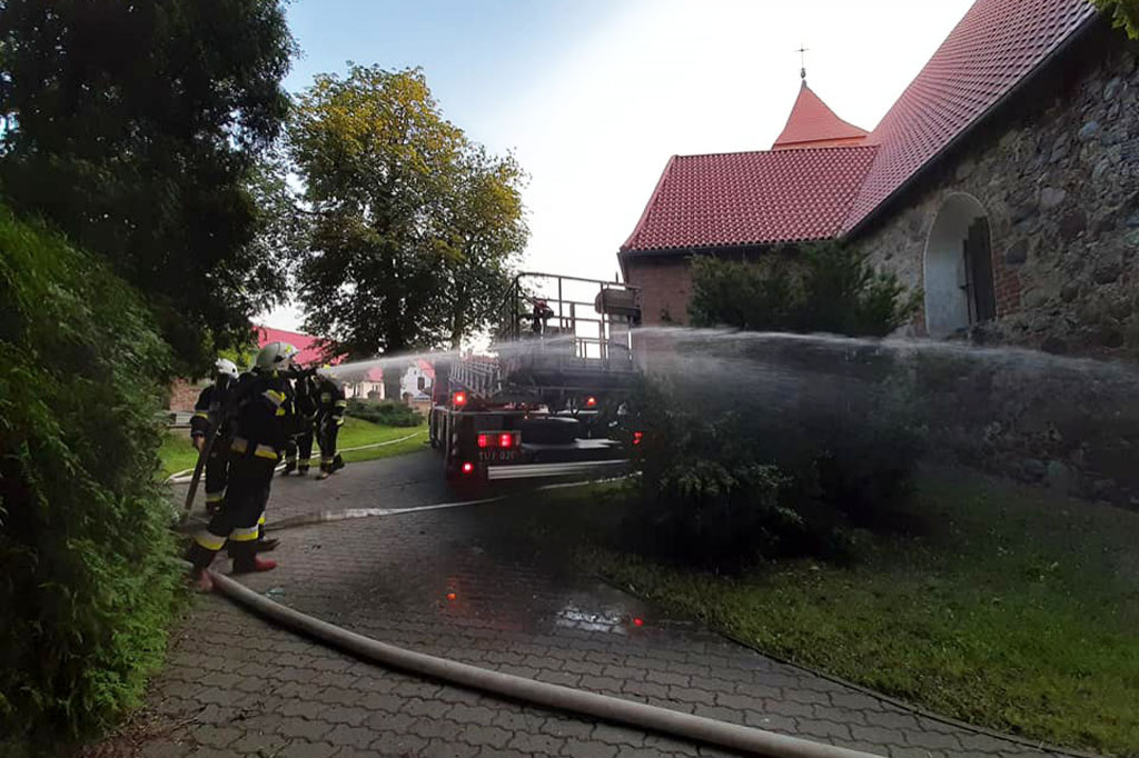 Palił się kościół w Papowie Biskupim
