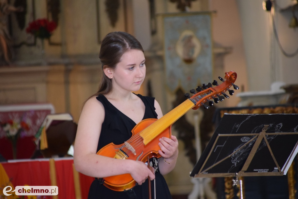 Relacja z pełnego uroku koncertu VIOLA D?AMORE CON AMORE