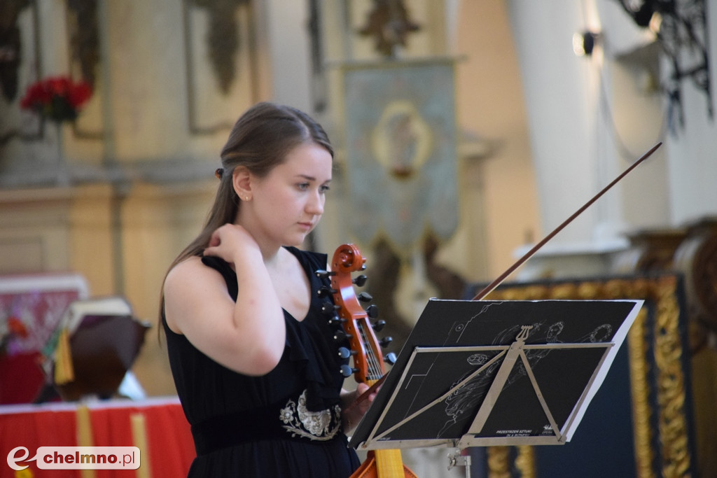 Relacja z pełnego uroku koncertu VIOLA D?AMORE CON AMORE
