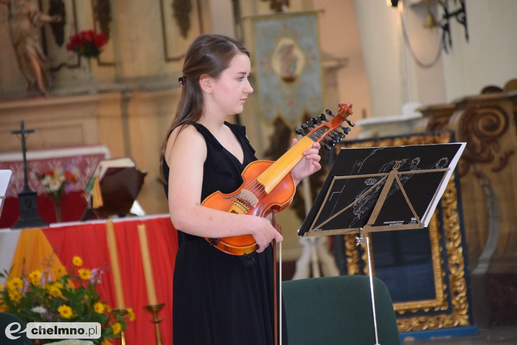 Relacja z pełnego uroku koncertu VIOLA D?AMORE CON AMORE
