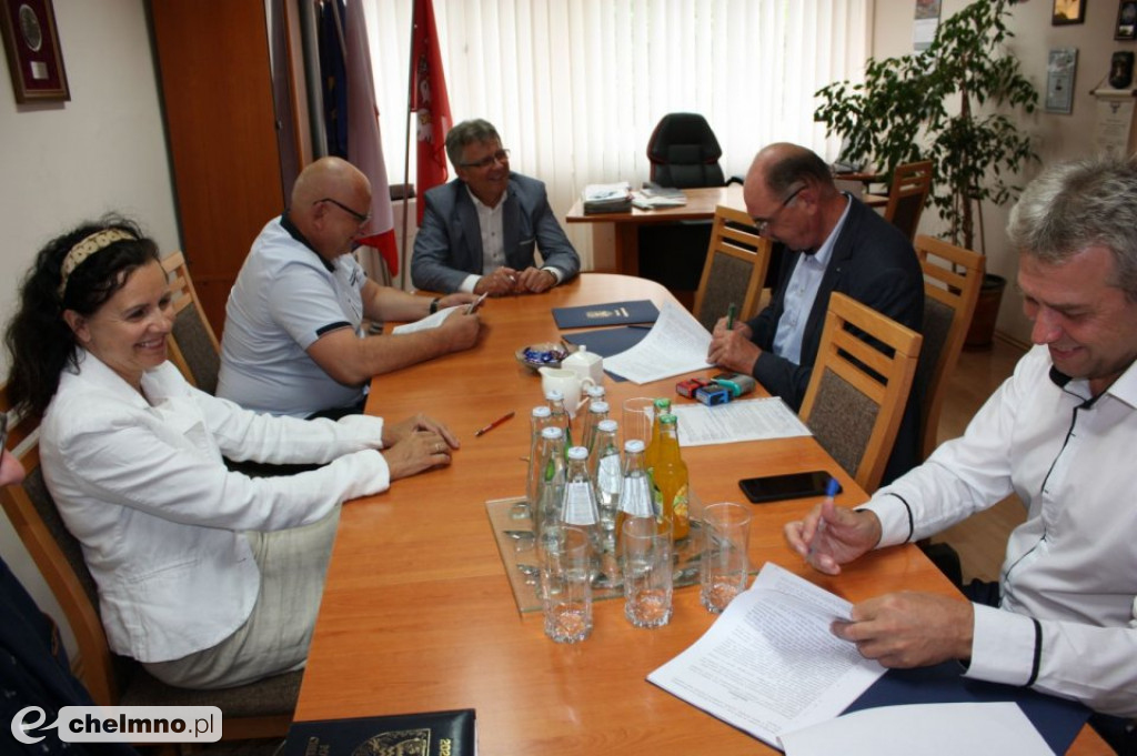 Podpisanie umowy na budowę nowej siedziby Starostwa Powiatowego w Chełmnie
