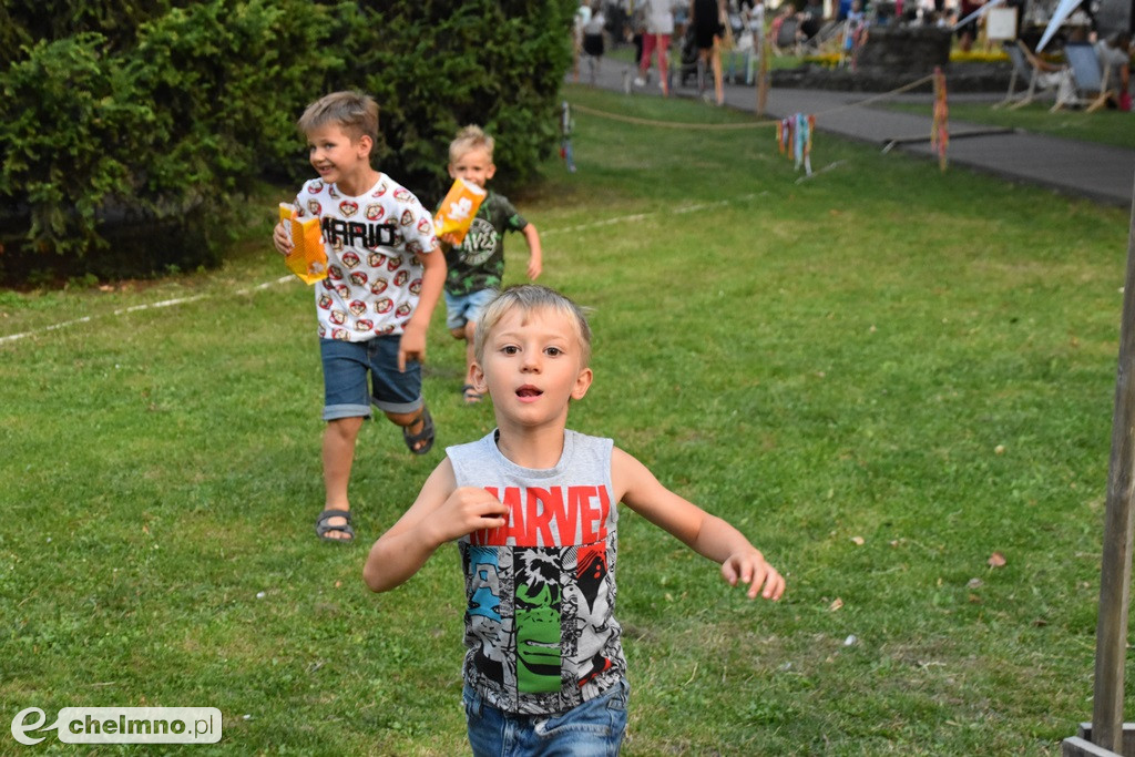 Korowód mieszkańców przeszedł ulicami miasta