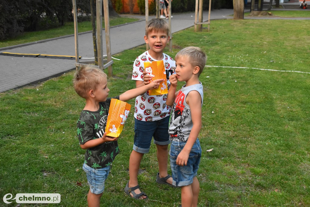 Korowód mieszkańców przeszedł ulicami miasta