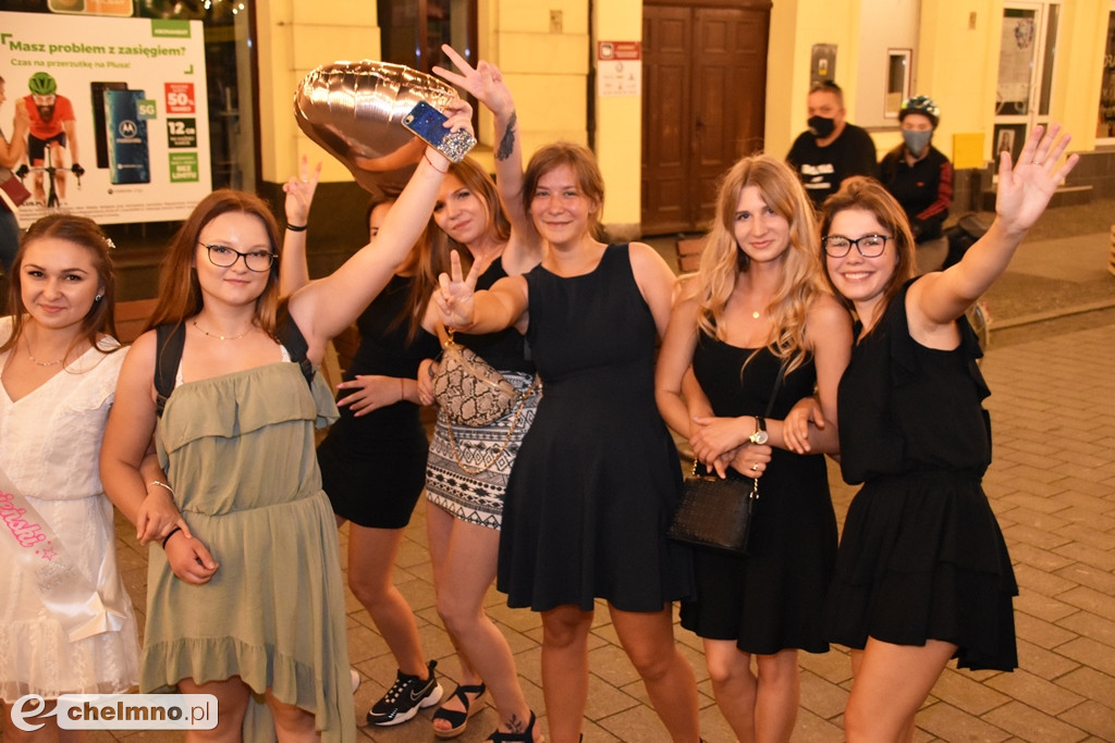 Korowód mieszkańców przeszedł ulicami miasta