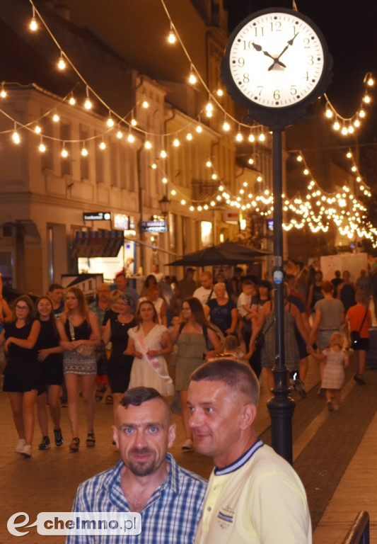 Korowód mieszkańców przeszedł ulicami miasta