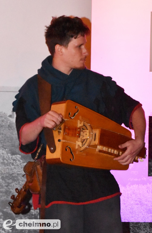 Korowód mieszkańców przeszedł ulicami miasta