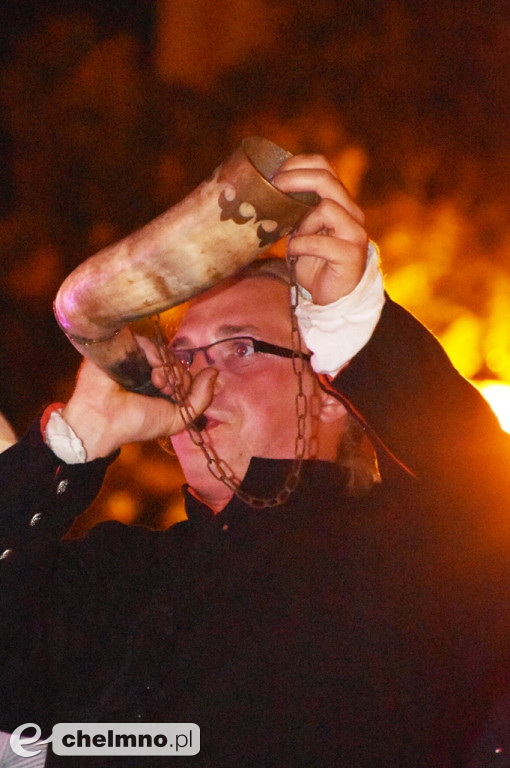 Korowód mieszkańców przeszedł ulicami miasta