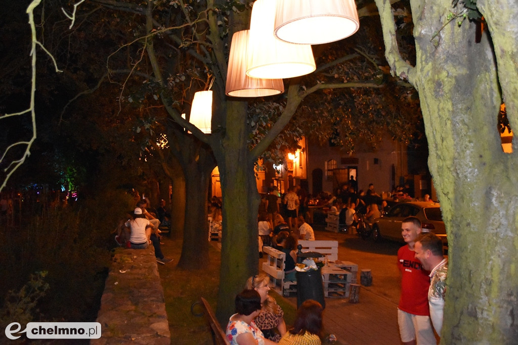 Korowód mieszkańców przeszedł ulicami miasta