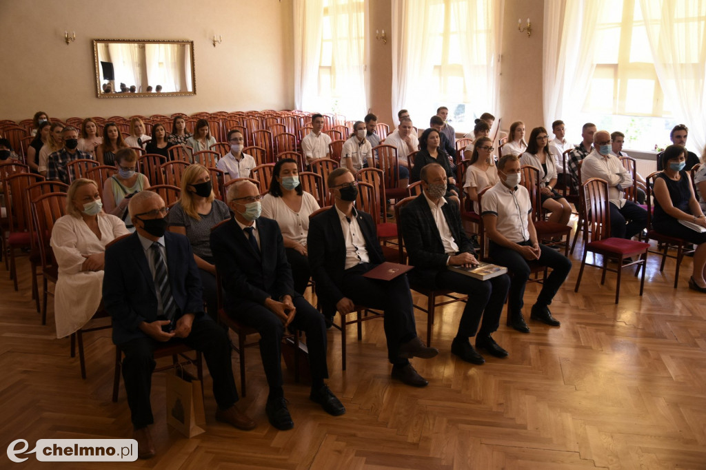 Uroczystość pożegnania absolwentów technikum