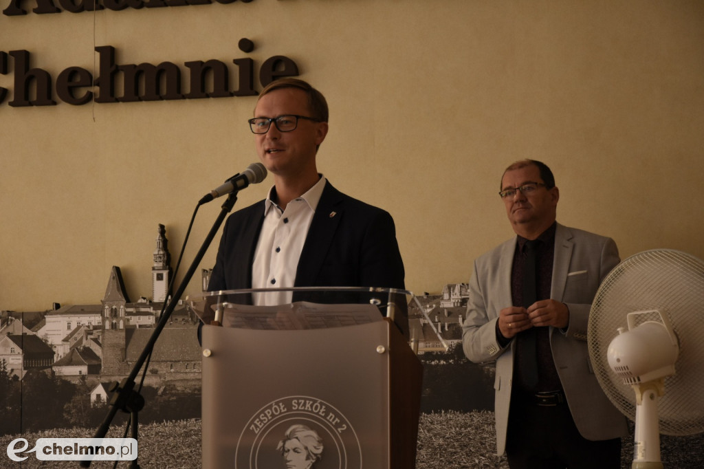 Uroczystość pożegnania absolwentów technikum
