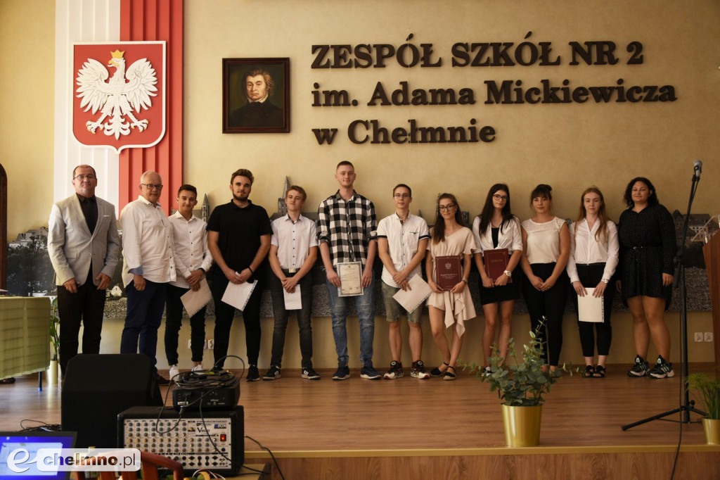 Uroczystość pożegnania absolwentów technikum