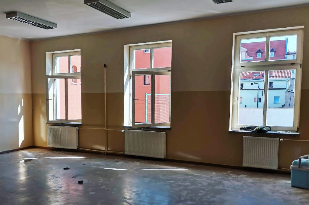 Trwa remont pomieszczeń szkolnych przy ul. Klasztornej