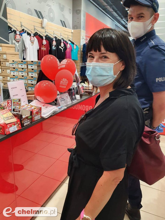 Fotorelacja z trwających kontroli obostrzeń sanitarnych