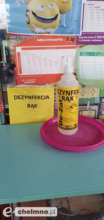 Fotorelacja z trwających kontroli obostrzeń sanitarnych
