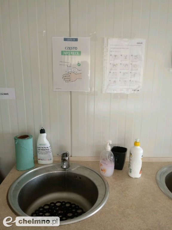 Fotorelacja z trwających kontroli obostrzeń sanitarnych