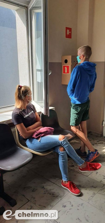 Fotorelacja z trwających kontroli obostrzeń sanitarnych