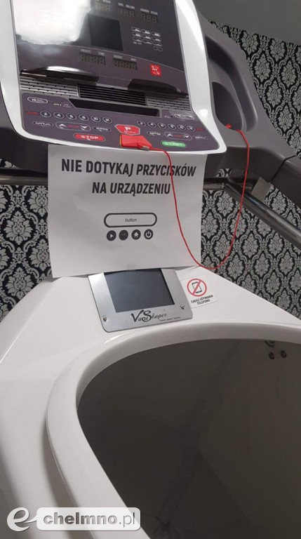 Fotorelacja z trwających kontroli obostrzeń sanitarnych