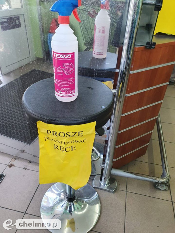 Fotorelacja z trwających kontroli obostrzeń sanitarnych