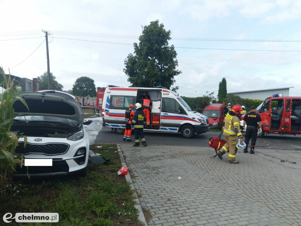 Trzy auta zderzyły się w Robakowie