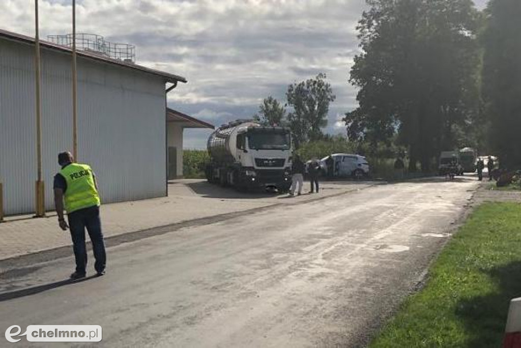 Trzy auta zderzyły się w Robakowie