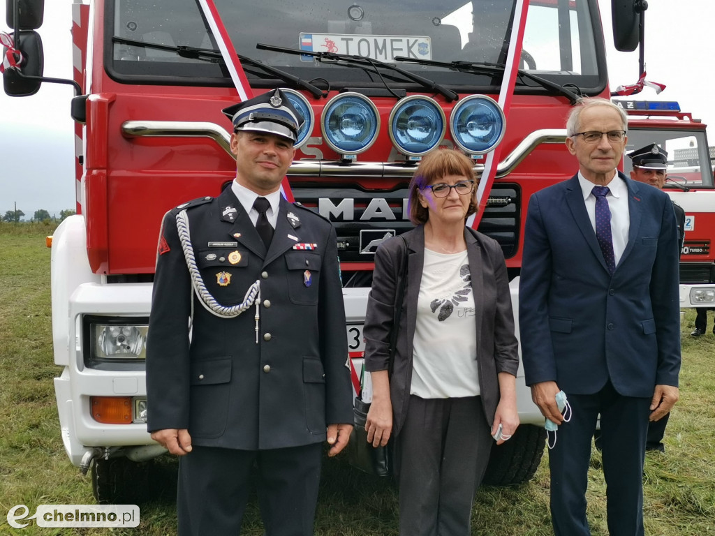 OSP z Trzebcza Szlacheckiego poświęciła nowy wóz strażacki